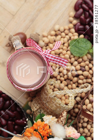 Soy bean milk mix red bean delicious Soy bean milk mix red bean delicious 38561277