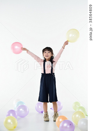 子供 韓国人 風船 38564809
