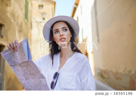 woman looking at a map 38565196