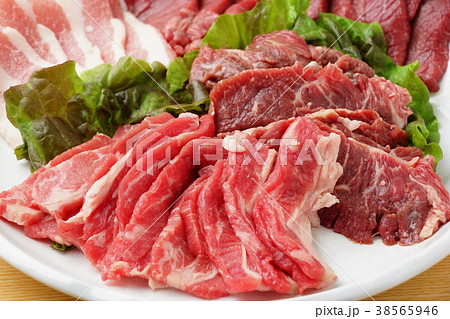 焼肉　生肉 38565946