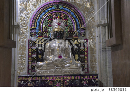 Deity statue, Somwar Peth Jain Temple, Pune 38566051