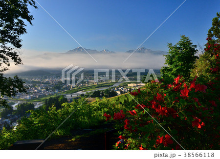 越後三山遠望 38566118