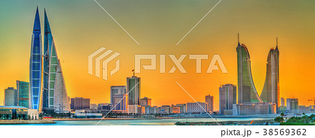 Skyline of Manama at sunset. The Kingdom of 38569362