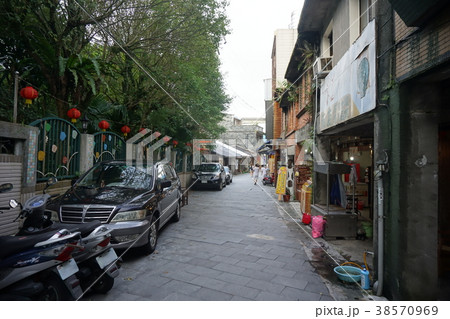 十份の路地 38570969