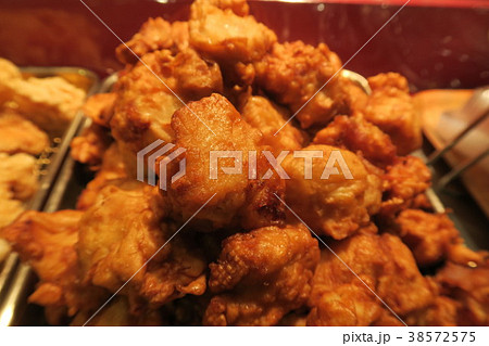 鶏のから揚げ 38572575