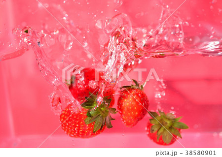 イチゴ 38580901