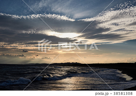 湘南の風景 茅ヶ崎海岸 湘南の風景 茅ヶ崎海岸 38581308