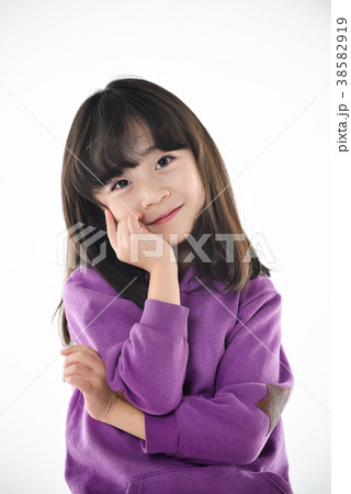 子供 韓国人 女性の写真素材