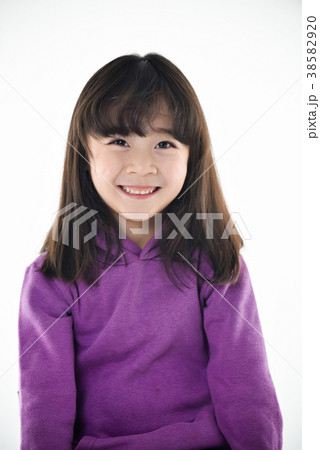 子供 韓国人 女性 38582920