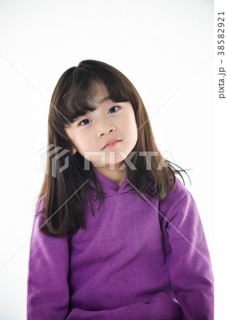 子供 韓国人 女性 38582921
