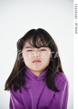 子供 韓国人 女性 38582932