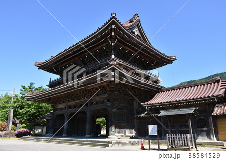 井波　瑞泉寺　山門 38584529