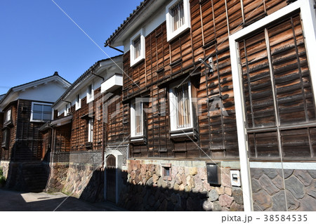 城端　古い街並み　とやまの小京都 38584535