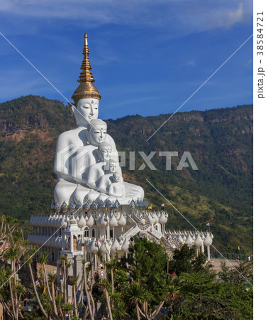 White buddha statue in Thai temple 38584721