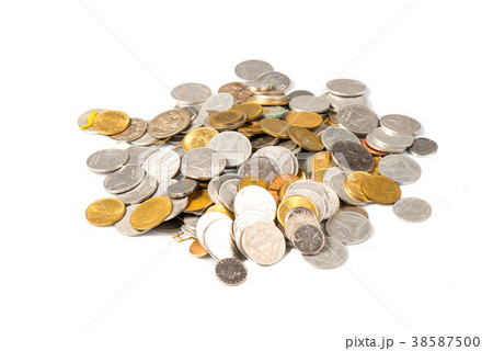 Four balls of colored wool skewered  38587500