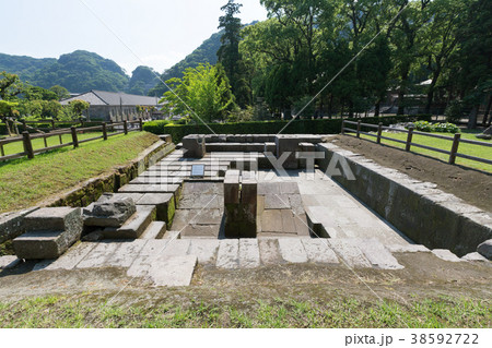 仙巌園 反射炉跡 -錦江湾・桜島を庭園の景観とした名勝- 38592722
