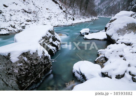winter river Tara in Montenegro 38593882