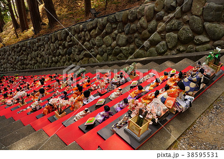 《静岡県》素盞嗚（スサノオ）神社雛段飾り 38595531