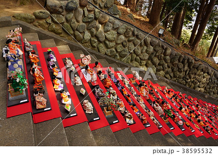 《静岡県》素盞嗚（スサノオ）神社雛段飾り 38595532