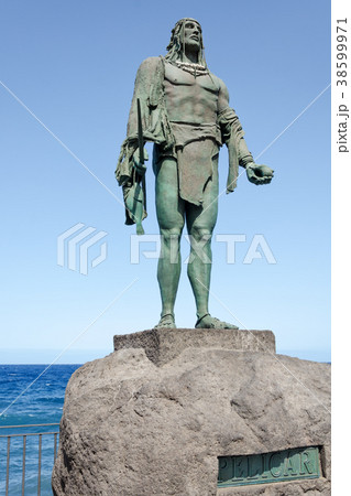 Statue of Pelicar, a Guanche chief or a mencey 38599971