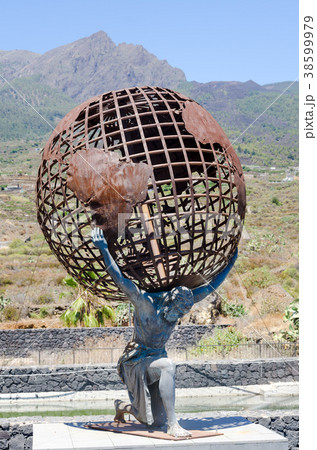 Statues near Pyramids in Guimar. Ethnological park 38599979