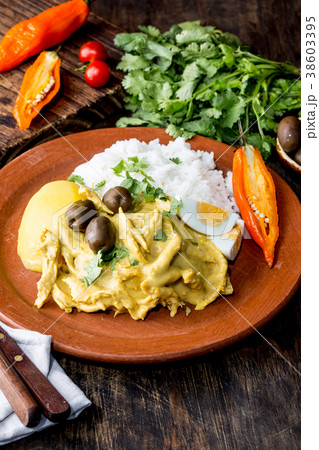MEXICAN AND PERUVIAN CUISINE. Aji de gallina 38603395