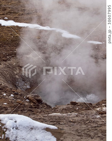 Geysir/Strokkur,Iceland Geysir/Strokkur,Iceland 38607995