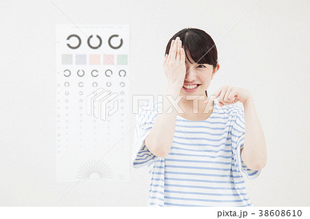 女性 眼科 病院 視力検査 女性 眼科 病院 視力検査 38608610
