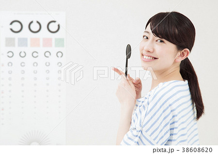 女性 眼科 病院 視力検査 女性 眼科 病院 視力検査 38608620
