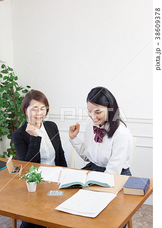 勉強　高校生　塾 38609378
