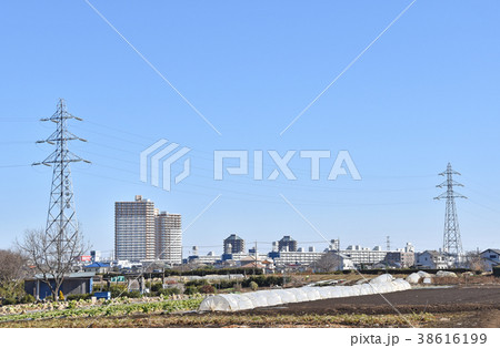 小手指駅方面の遠望　（入間所沢バイパスの誓詞橋方面から） 38616199