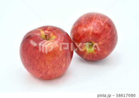 リンゴ（サンつがる） 38617080