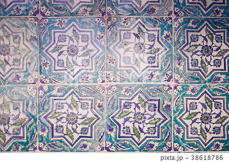 Ottoman ancient Handmade Tiles, floral patterns 38618786