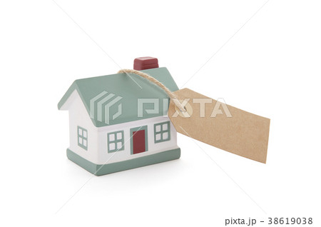 Little house with blank tag Little house with blank tag 38619038