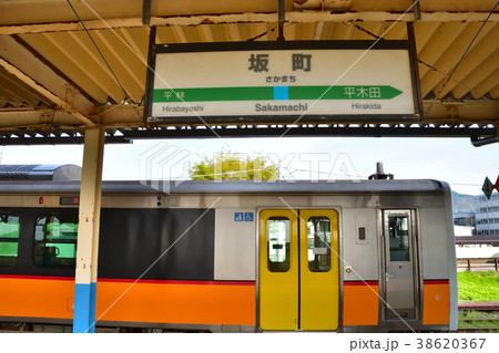 新潟　JR坂町駅に停車中のキハ120系 38620367