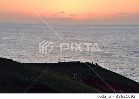 奄美　宮古崎の夕景03 38621692