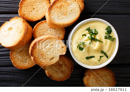 Homemade toasted bread and cheese sauce Homemade toasted bread and cheese sauce 38627911