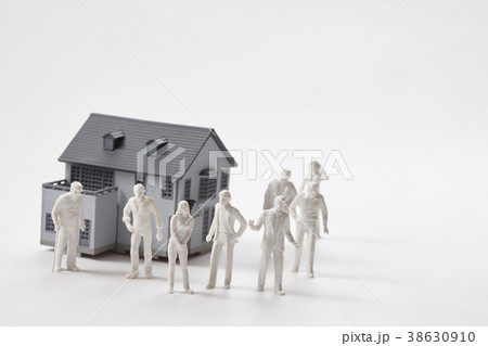 住宅とミニチュア人形 住宅とミニチュア人形 38630910