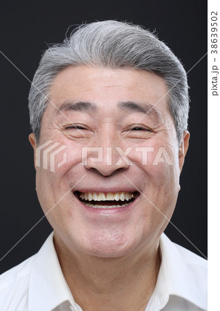 高齢者 老人 顔 38639502