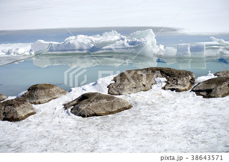【諏訪湖】御神渡り2018年　岡谷市 38643571