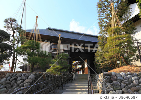 旧奥津邸の長屋門 38646687