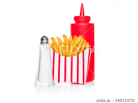 Southern french fries with salt and ketchup 38652070