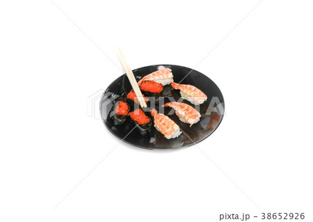 sushi set, shrimp  rolls seaweed caviar in plate 38652926