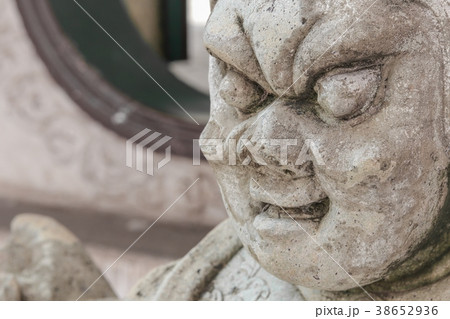 stone statue antique style China Closeup temple  stone statue antique style China Closeup temple  38652936