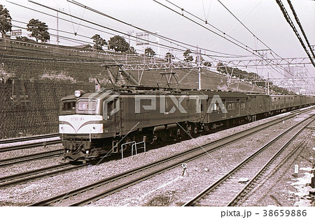 昭和58年 EF58牽引荷物列車 神奈川 神奈川県 昭和58年 EF58牽引荷物列車 神奈川 神奈川県 38659886