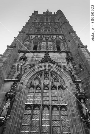 Holl Trinity Church, Broadgate, Coventry, England. 38660922