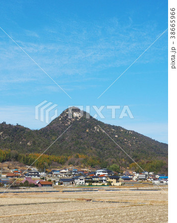 岩山 38665966