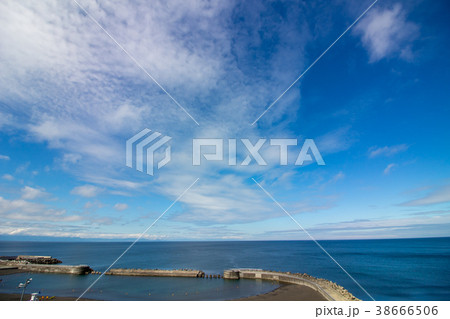 青空と雲 38666506