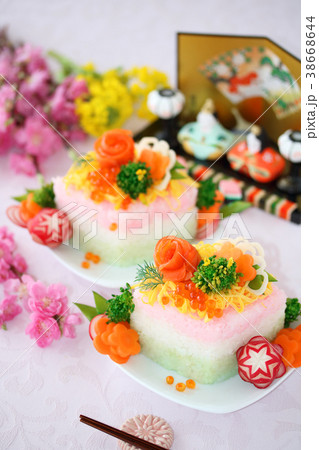 ひな祭り ひし餅風ケーキ寿司 ひな祭り ひし餅風ケーキ寿司 38668644