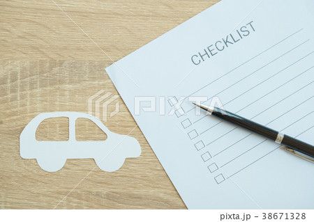 Closed up of checklist with car inspection 38671328